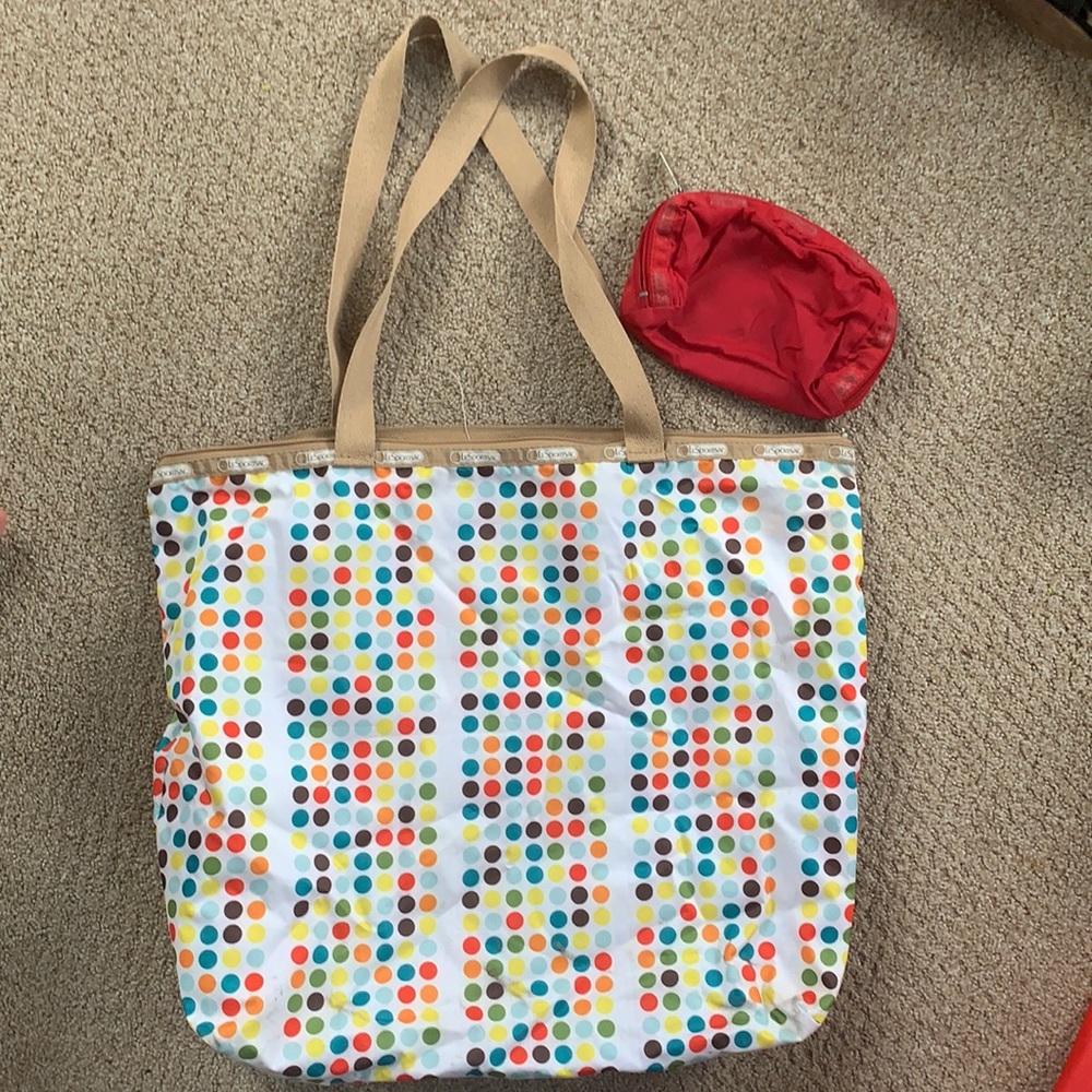 LeSportSac